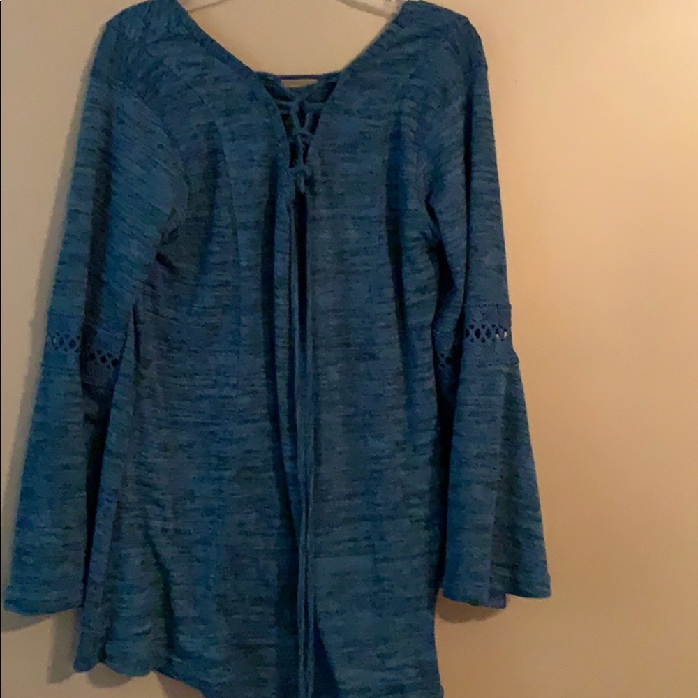 Shirt - Picture 2 of 2